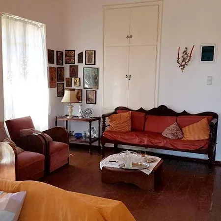 House With 3 Bedrooms In αναβρυτή, With Wonderful Mountain View And Terrace - 50 Km From The Beach