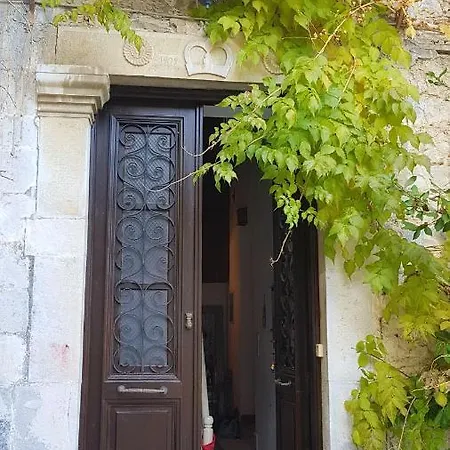 House With 3 Bedrooms In αναβρυτή, With Wonderful Mountain View And Terrace - 50 Km From The Beach Casa vacanze *